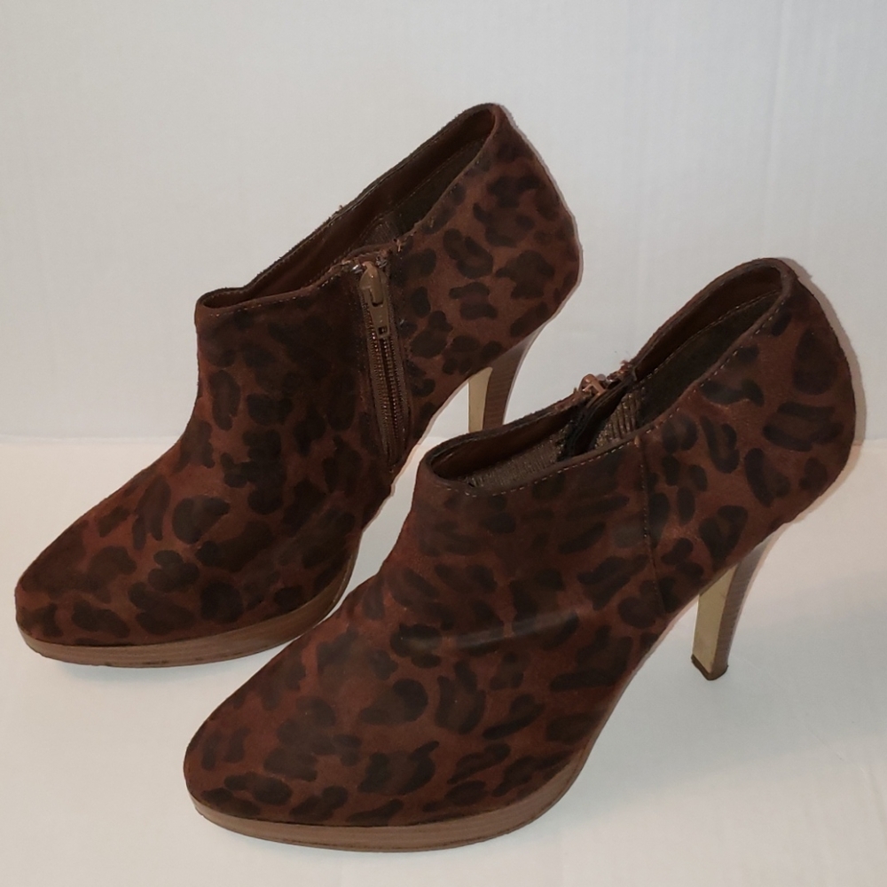 Delicious animal print ankle heels
